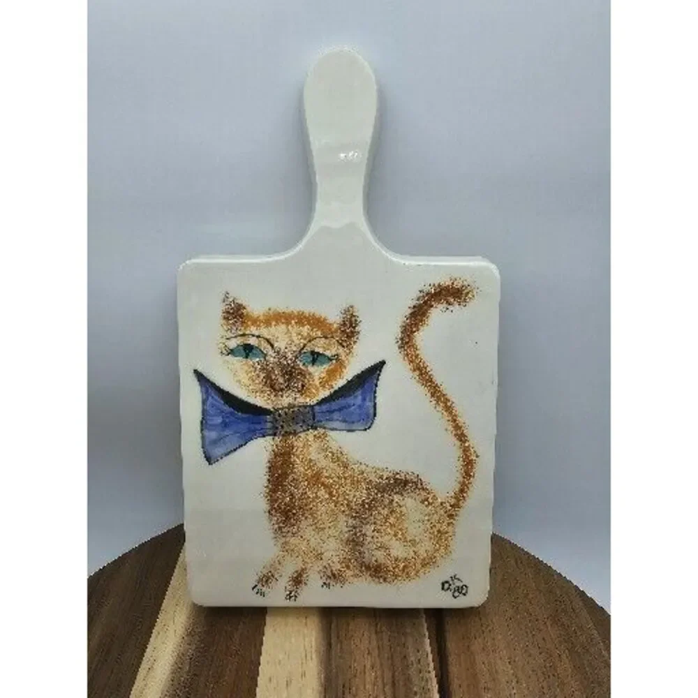 Vintage Handpainted Signed Cat In‎ Bow Tie Ceramic Bread Board Trivet